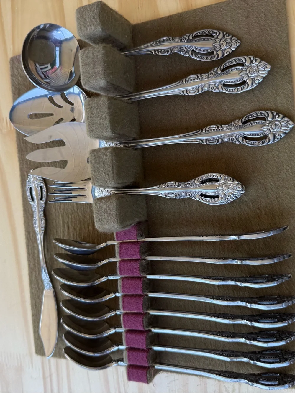 Vintage Orleans Silver Royal Rose 19pc Stainless Flatware Set Japan